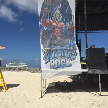 Beach Stage w Ship 2016 MORC
